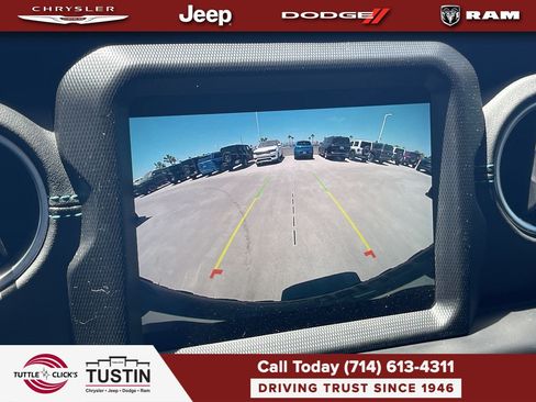 Used 2023 Jeep Wrangler Unlimited Rubicon 4xe w/ Steel Bumper Group AWD/4WD image 29