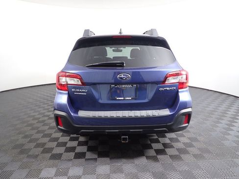 Used 2019 Subaru Outback 2.5i Limited w/ Popular Package #2 image 13