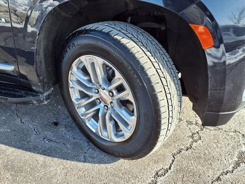 Certified 2023 GMC Yukon SLT w/ SLT Luxury Package image 44