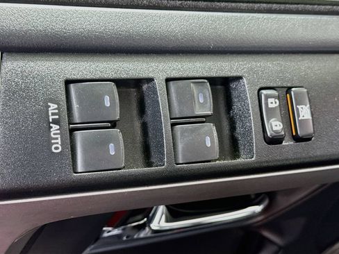 Used 2024 Toyota 4Runner SR5 Premium AWD/4WD image 18