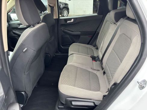 Used 2020 Ford Escape SE Sport FWD image 17
