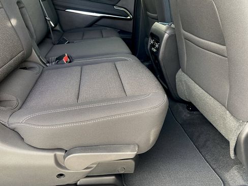 New 2026 Chevrolet Traverse LT FWD image 19