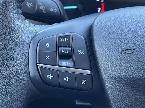 Certified 2020 Ford Escape SEL image 17