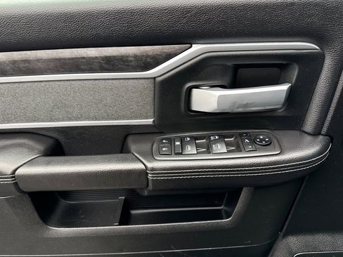 Used 2021 RAM 2500 Big Horn w/ Level 2 Equipment Group image 12