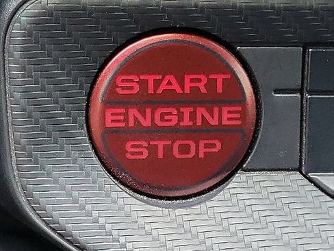 Used 2025 Ford Mustang GT RWD image 17