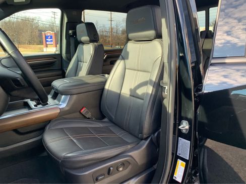 Used 2024 Chevrolet Silverado 3500 High Country w/ Midnight Edition image 12