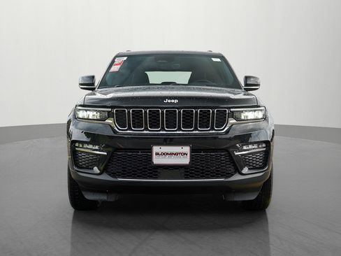 New 2025 Jeep Grand Cherokee Limited w/ Trailer Tow Package image 2