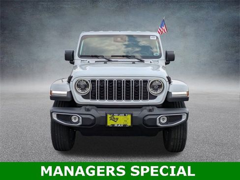 New 2025 Jeep Wrangler Sahara image 9