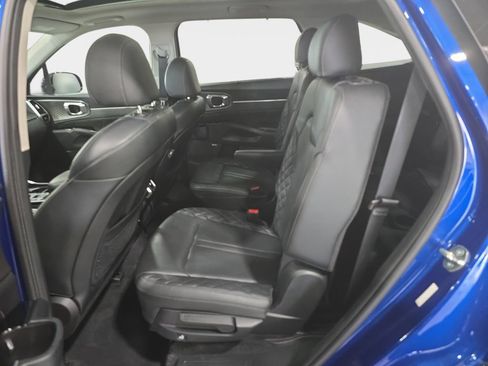 Used 2023 Kia Sorento SX AWD/4WD image 28
