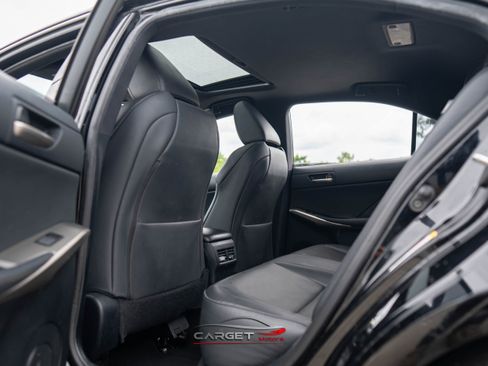 Used 2018 Lexus IS 300 F Sport w/ F Sport Package image 18