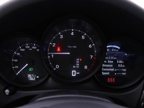 Used 2026 Porsche Macan AWD/4WD image 17