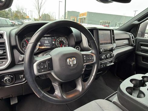 Used 2024 RAM 2500 Big Horn w/ Safety Group image 24