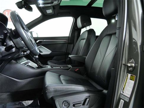 Used 2023 Audi Q3 2.0T Premium Plus w/ Premium Plus Package image 17