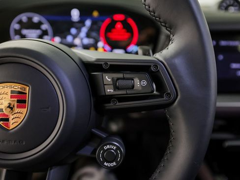 New 2026 Porsche Cayenne Coupe AWD/4WD image 16