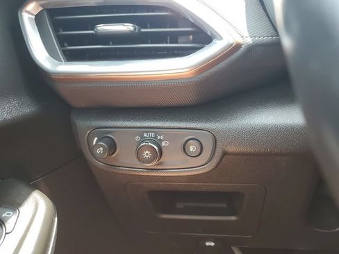 Used 2023 Chevrolet TrailBlazer ACTIV w/ Sun and Liftgate Package AWD/4WD image 22
