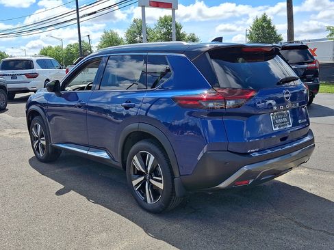 Certified 2023 Nissan Rogue SL w/ SL Premium Package AWD/4WD image 5