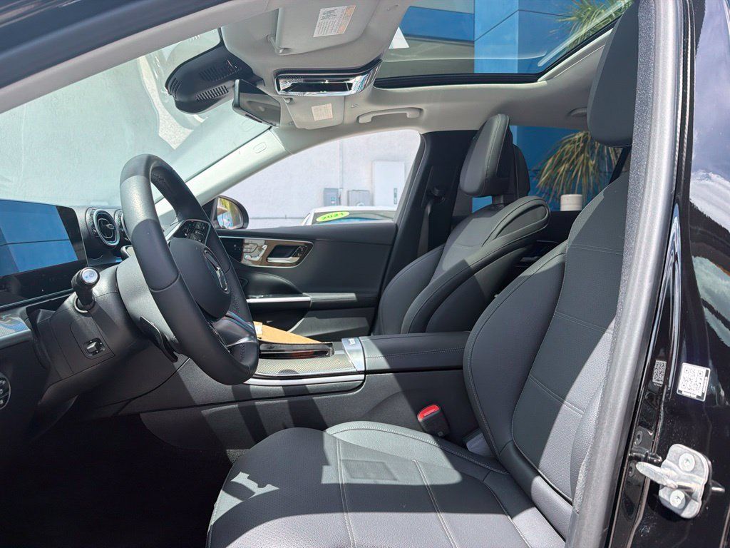 Used 2026 Mercedes-Benz C 300 Sedan image 14