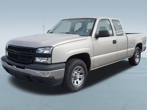 Used 2007 Chevrolet Silverado 1500 W/T image 3