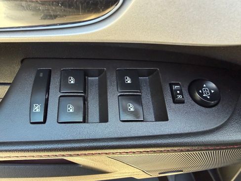 Used 2015 Chevrolet Equinox LT image 15