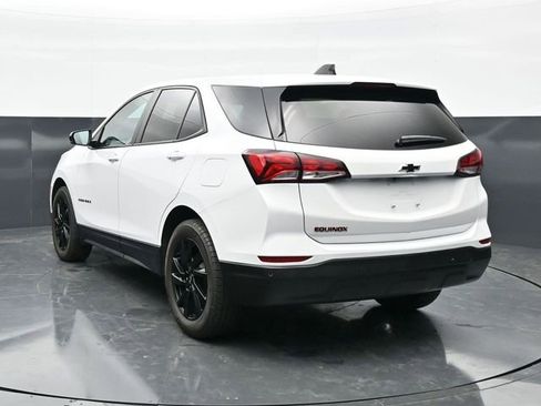 Used 2023 Chevrolet Equinox LS w/ LS Convenience Package FWD image 5
