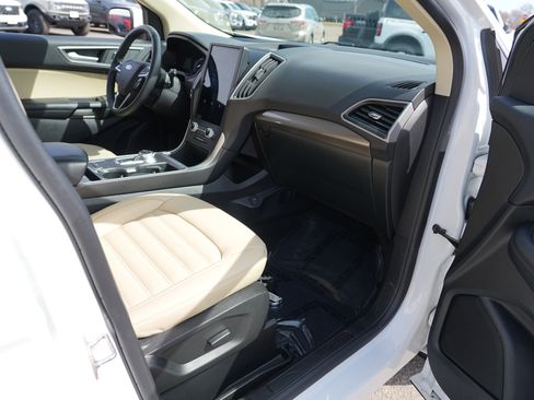 Used 2024 Ford Edge SEL w/ Convenience Package image 29