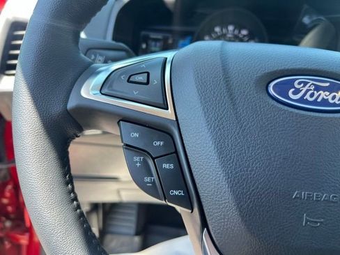 Used 2024 Ford Edge Titanium AWD/4WD image 6