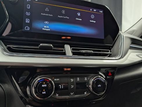 New 2026 Chevrolet Trax LT w/ Driver Confidence Package FWD image 21