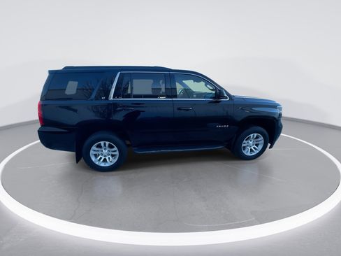 Used 2019 Chevrolet Tahoe LT image 9