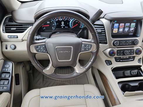 Used 2019 GMC Yukon Denali w/ Denali Ultimate Package RWD image 12