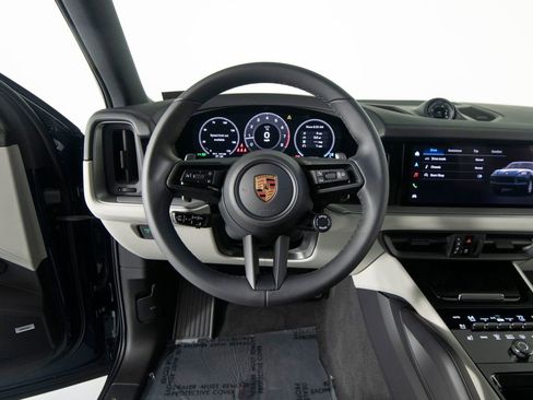 New 2026 Porsche Cayenne AWD/4WD image 17