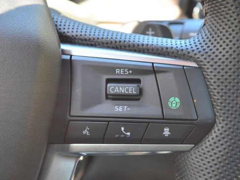 Used 2023 Mitsubishi Outlander SEL image 21