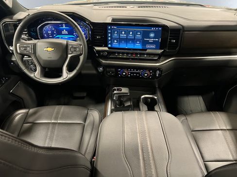 Used 2026 Chevrolet Silverado 1500 High Country w/ High Country Premium Package AWD/4WD image 10