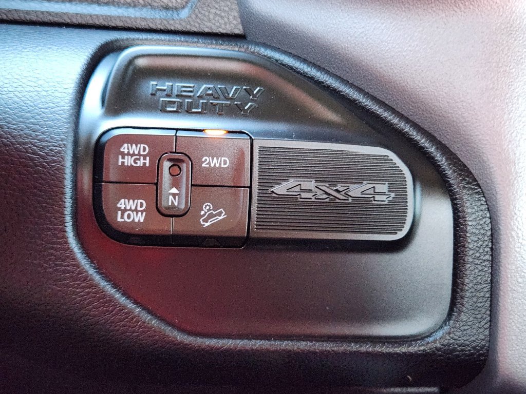 Used 2022 RAM 2500 Big Horn w/ Night Edition AWD/4WD image 22