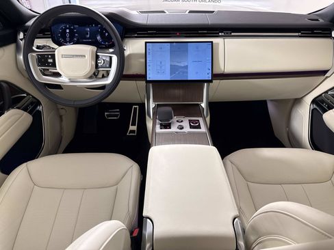 New 2027 Land Rover Range Rover Long Wheelbase SE AWD/4WD image 15