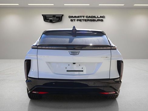 New 2026 Cadillac Lyriq Premium Sport AWD/4WD image 4