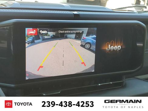Used 2024 Jeep Wrangler Unlimited Rubicon 4xe w/ Capability Package AWD/4WD image 28