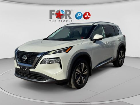 Used 2023 Nissan Rogue SL w/ SL Premium Package FWD image 1