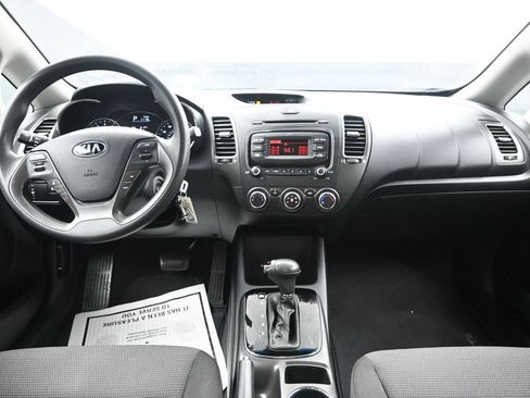 Used 2017 Kia Forte LX FWD image 26