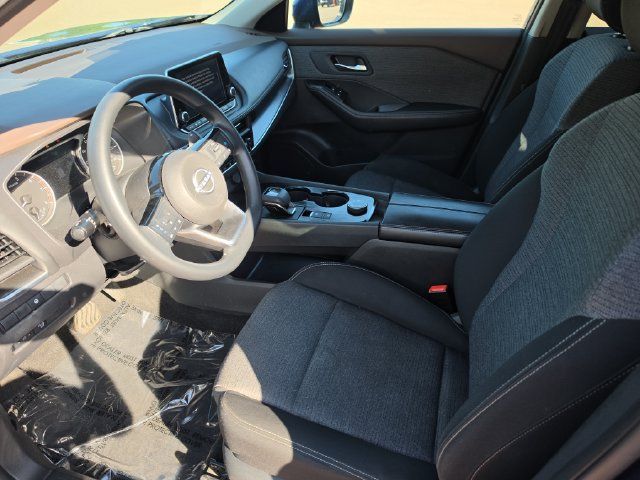 Used 2023 Nissan Rogue SV AWD/4WD image 9