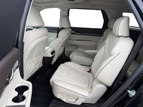 Used 2020 Hyundai Palisade Limited image 16