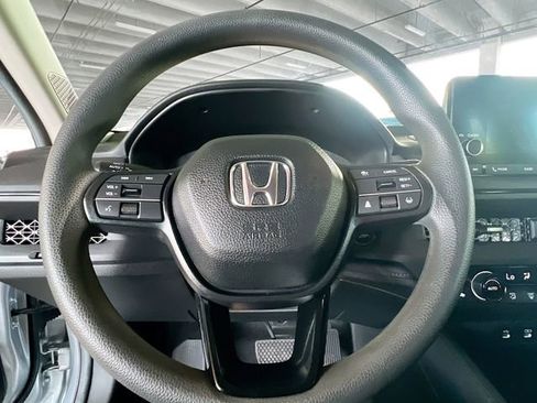Used 2025 Honda Accord SE image 16