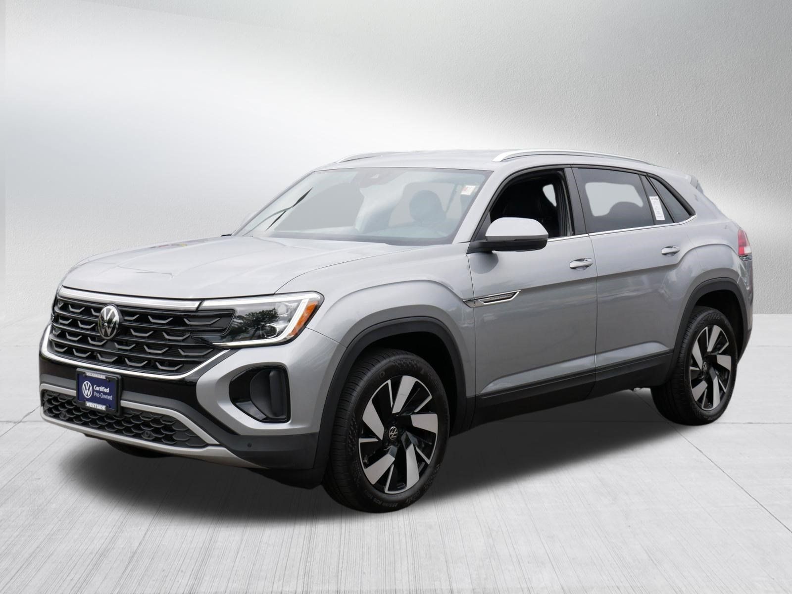 Certified 2026 Volkswagen Atlas Cross Sport SE AWD/4WD image 3