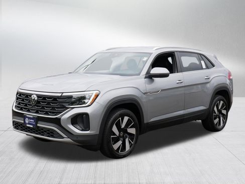 Certified 2026 Volkswagen Atlas Cross Sport SE AWD/4WD image 3