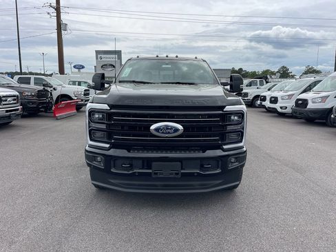 New 2025 Ford F350 Platinum image 3