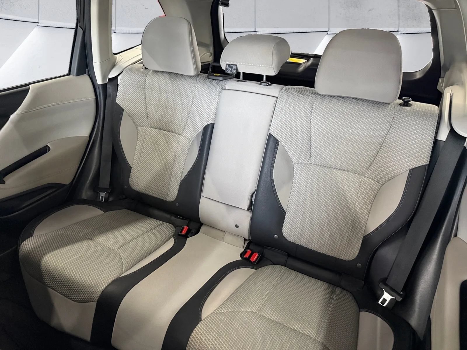 Used 2019 Subaru Forester Premium w/ All-Weather Package AWD/4WD image 18