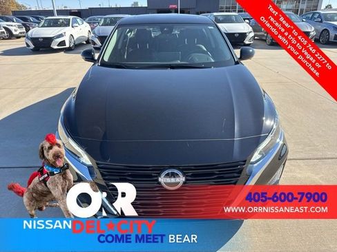 New 2025 Nissan Altima 2.5 SL image 8