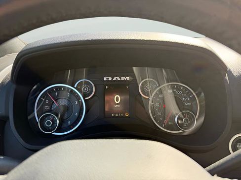 Used 2024 RAM 2500 Big Horn image 16