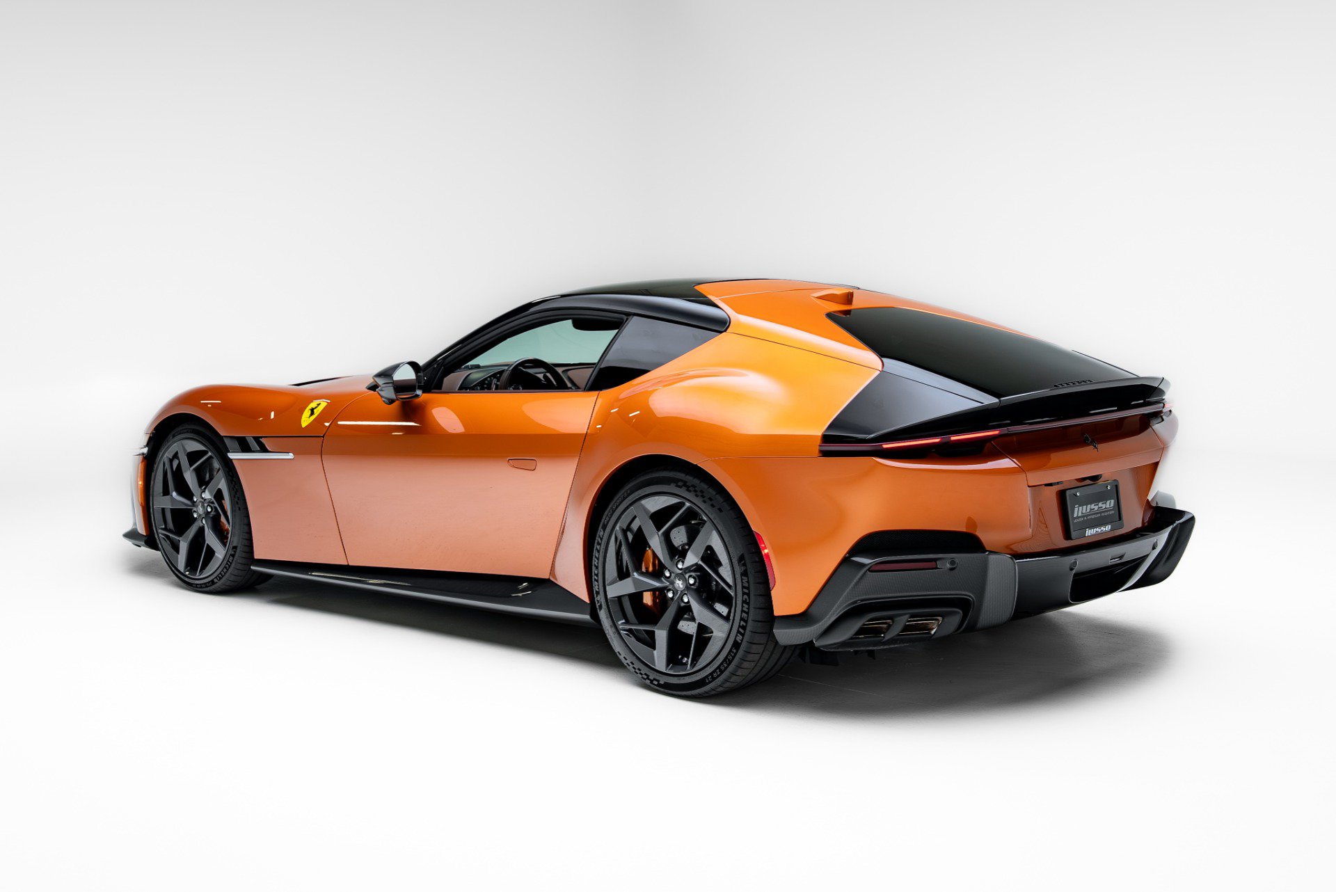 Used 2025 Ferrari 12Cilindri RWD image 32