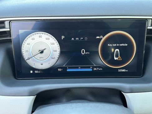 Certified 2024 Hyundai Tucson Limited image 17