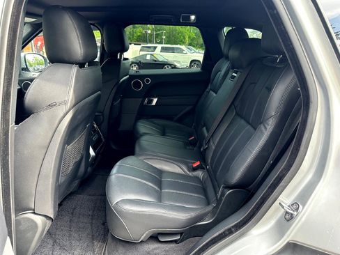 Used 2016 Land Rover Range Rover Sport SE image 42